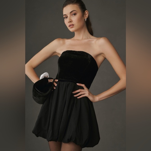 NWT New Reformation St. Louis Strapless Velvet Bubble Mini Dress - Picture 2 of 7